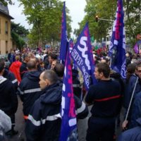 une manifestation sapeurs pompiers du syndicat sud